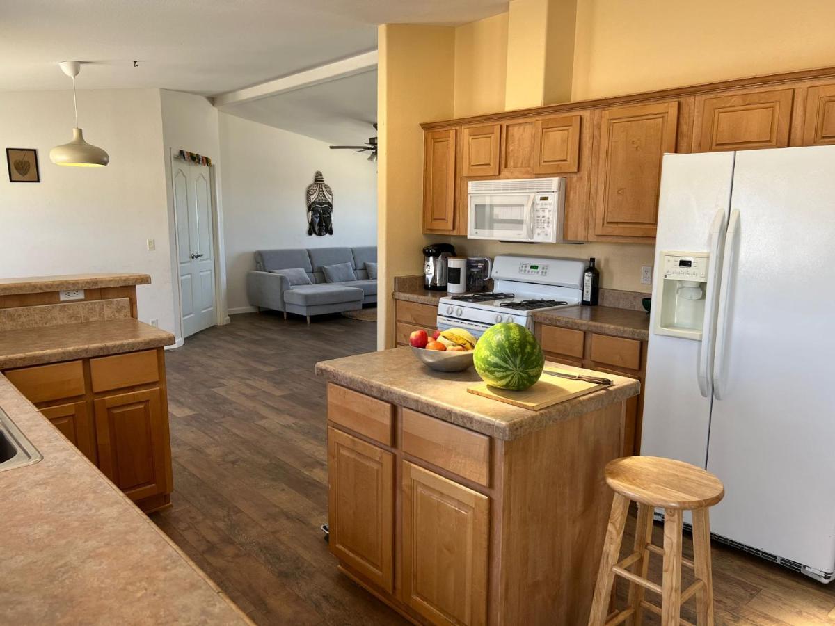 بيت شباب Bodhi House, Joshua Tree National Park تونتي ناين بالمز المظهر الخارجي الصورة